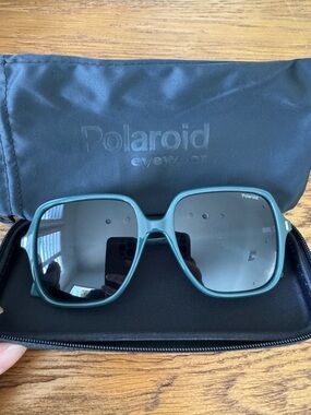 Polaroid Dark Teal Oversized Sunglasses with Gray Lenses